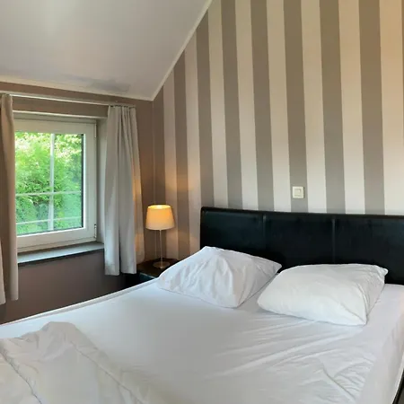بيت للعطل Vakantiewoning Petit Bonheur - 8 Personen - فريسه - سور - سيمويس