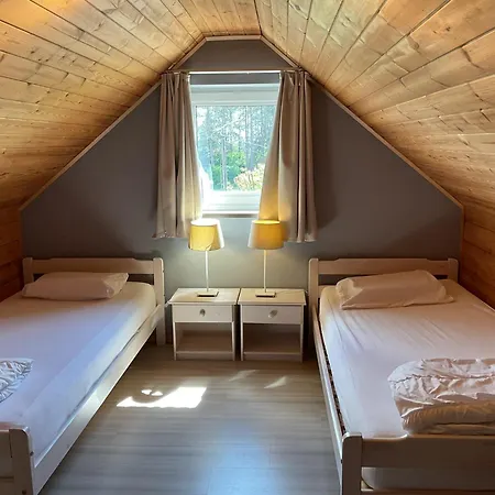 Vakantiewoning Petit Bonheur - 8 Personen - 度假居 *